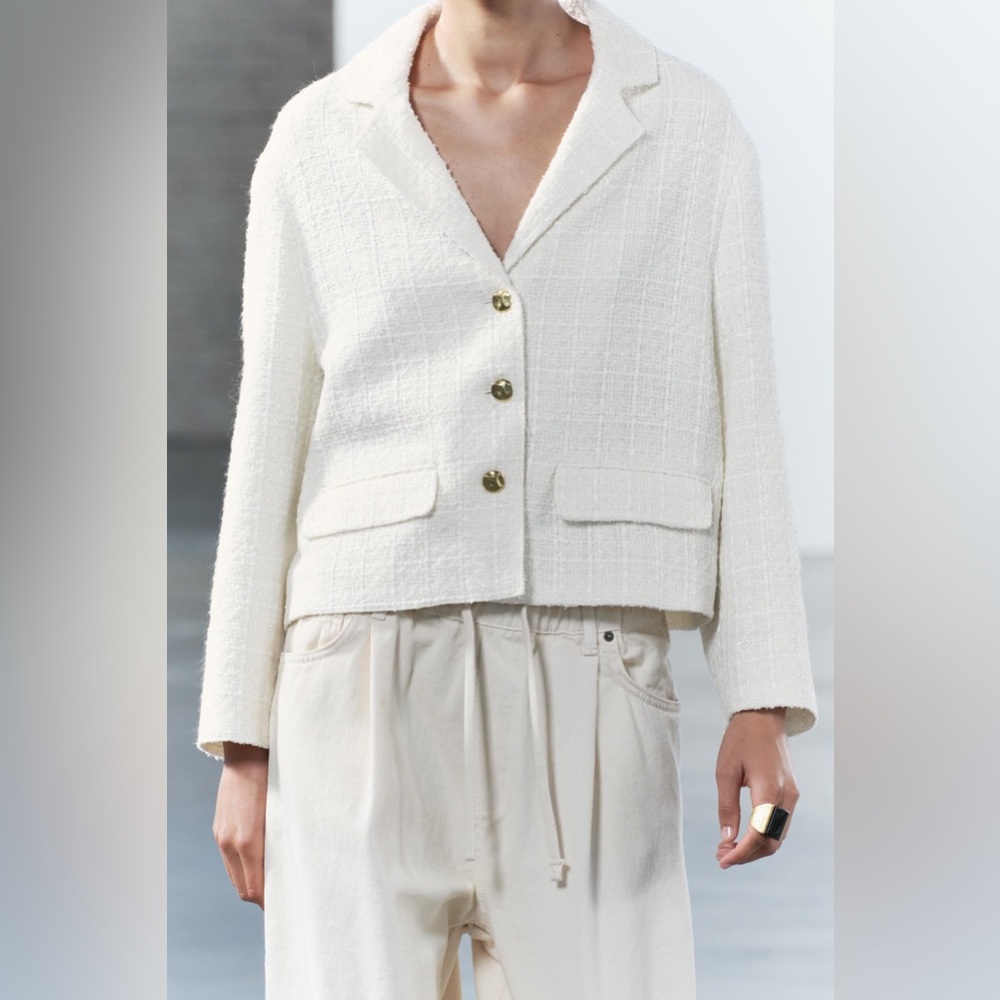 Zara textured blazer size Large, ecru with metallic thread throughout size Large